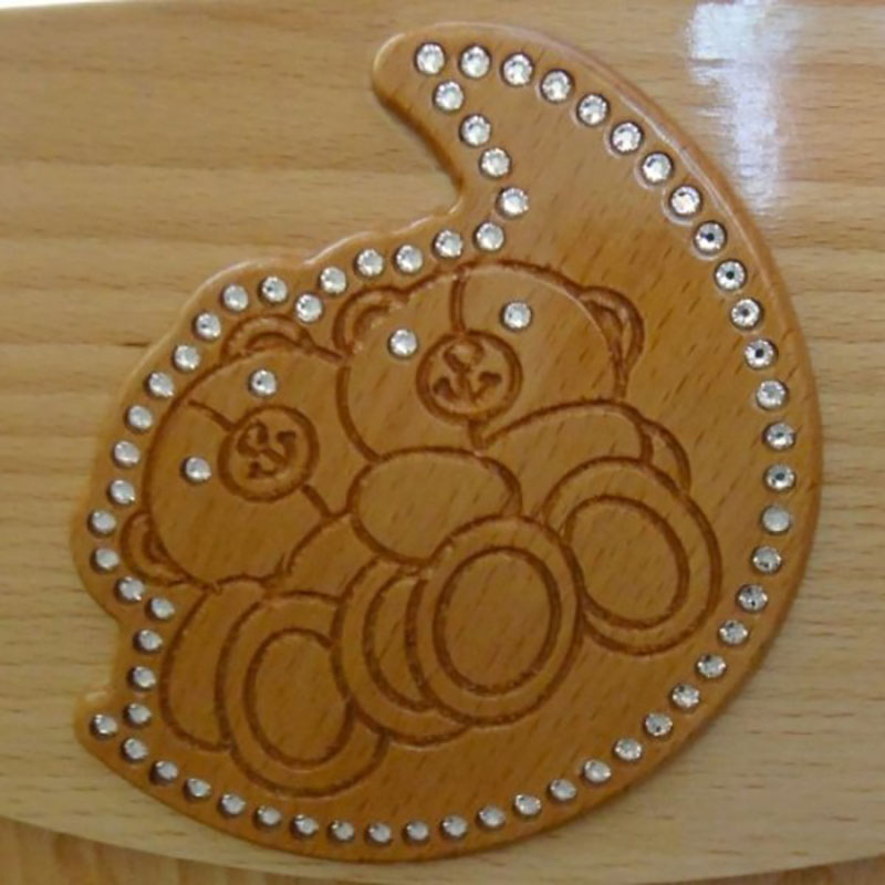 Комод детский Гандылян КО-2003-3 Иришка с декором Мишка на луне, орех  